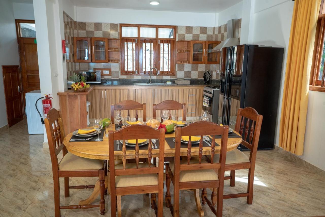 La Belle Self Catering Holiday home *