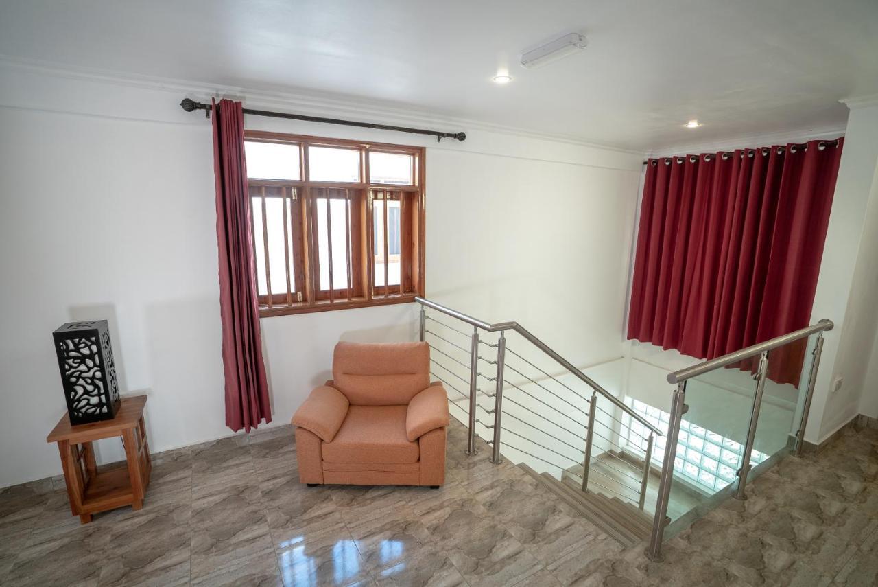 בית נופש La Belle Self Catering *